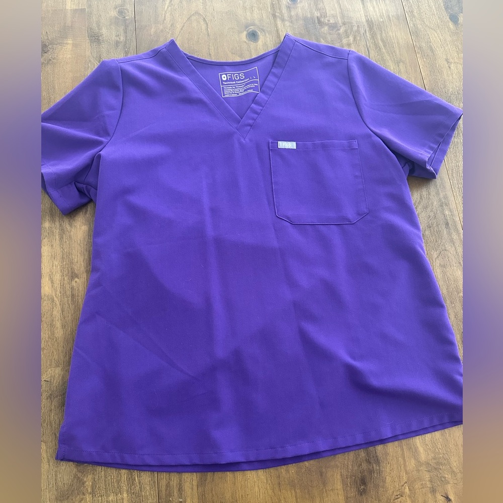 Figs Scrub Top